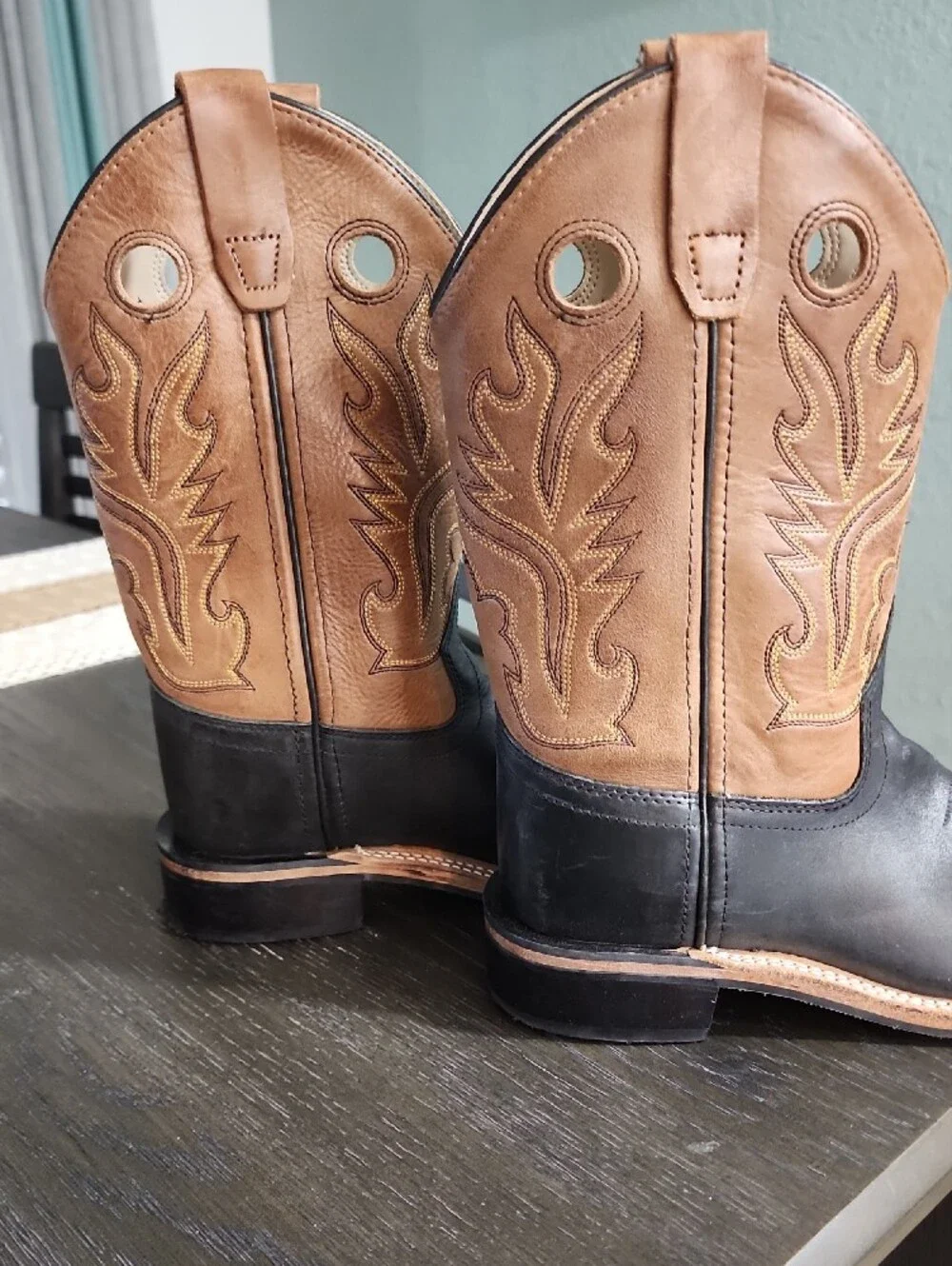 BOYS Two-Tone Brown and Black Western Pull-On Boots